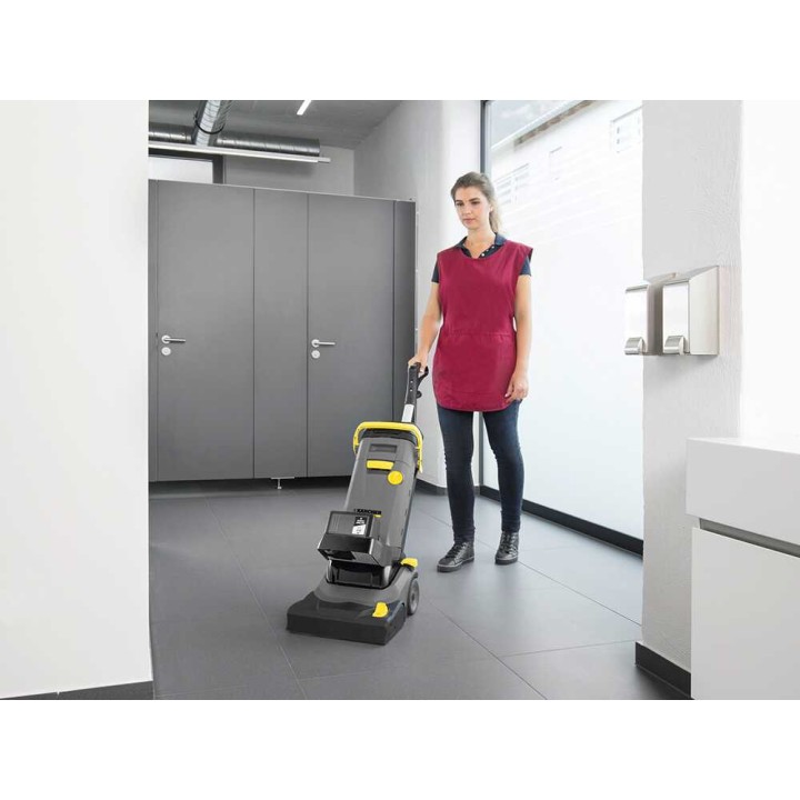 Karcher BR 30/4 C BP Pack akkukäyttöinen lattianpesukone, Professional, 30 cm, 36 V