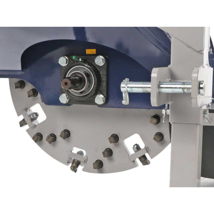 BullMach ARES 61 -kantojyrsin traktoriin, 610 mm, 34 hammasta, 30–45 HP