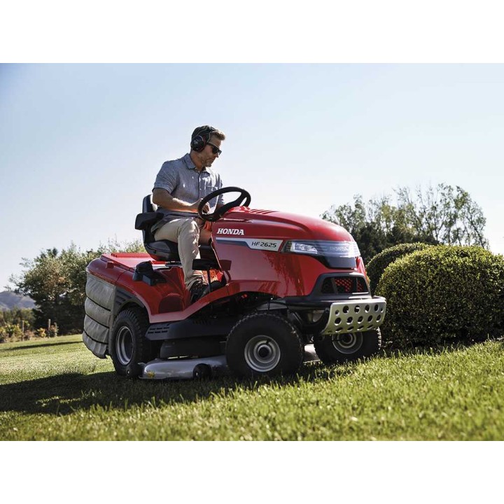 Honda HF 2625 HME ajoleikkuri, 122 cm, 22 HP, hydrostaattinen, keruusäiliö 350 l
