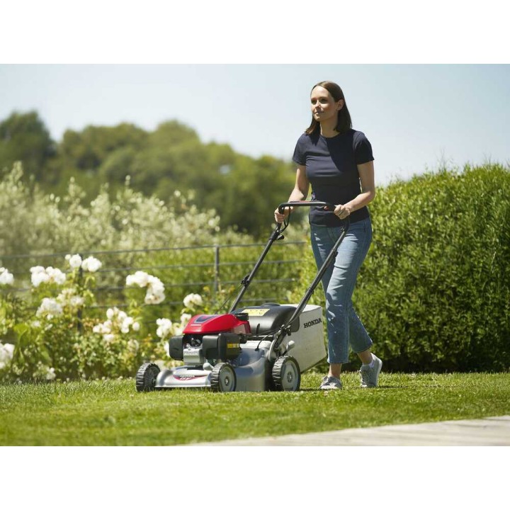 Honda HRG 466 SK vetävä bensiiniruohonleikkuri, 46 cm, 145 cm³, 50 l