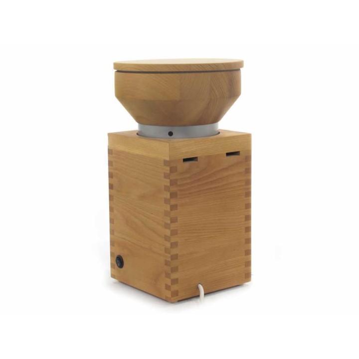 Komo Fidibus XL viljamylly, massiivipyökki, 600 W, 200 g/min