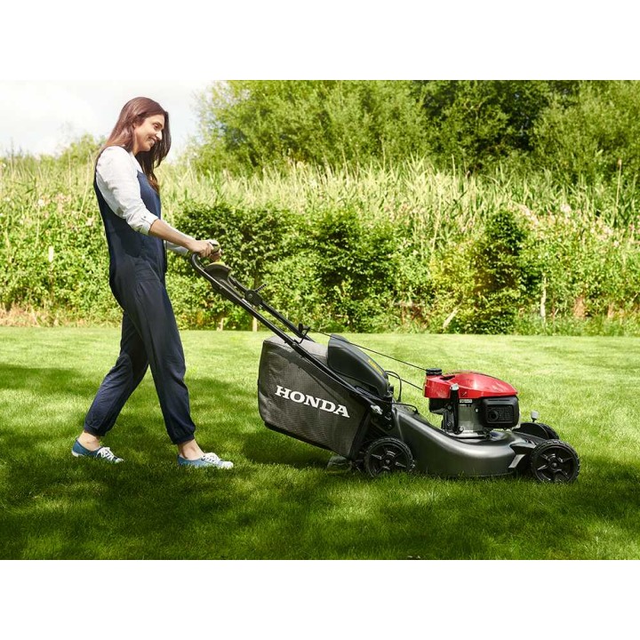 Honda HRN 536 C2 VYEH itsevetävä ruohonleikkuri, 53 cm, 166 cm³, 70 l