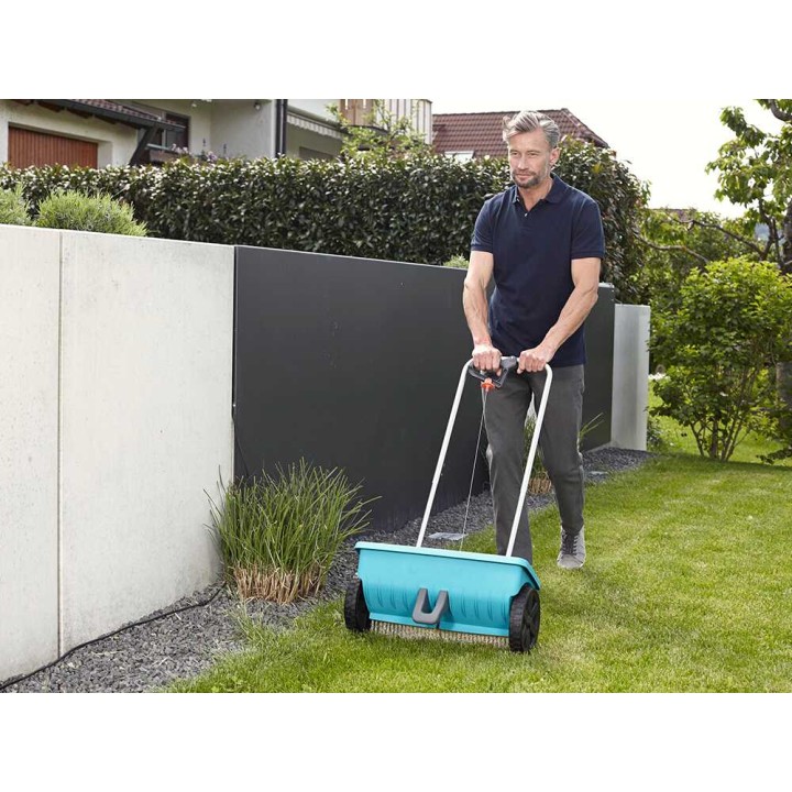 Gardena 432-20 työnnettävä levitin, 12,5 l, työleveys 45 cm
