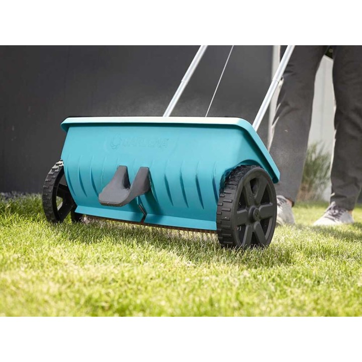 Gardena 432-20 työnnettävä levitin, 12,5 l, työleveys 45 cm