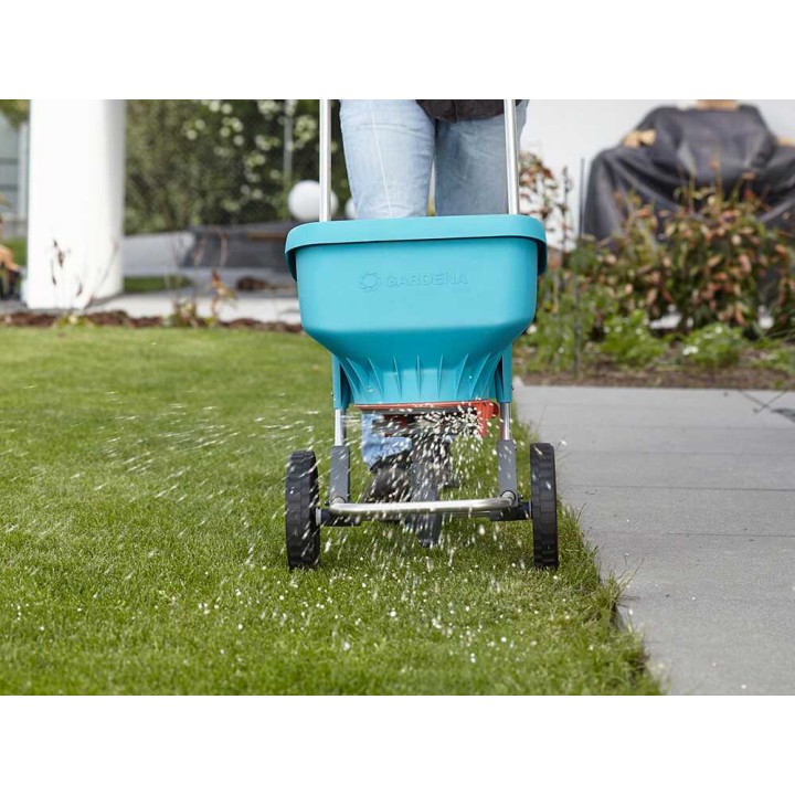 Gardena 436-20 XL työnnettävä lannoitteenlevitin, 18 l, 1,5–6 m