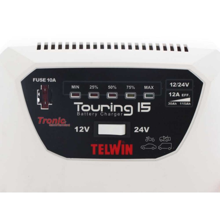 Telwin Touring 15 akkulaturi ja ylläpitolaturi, 12/24 V, 100 W