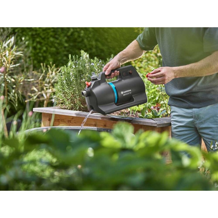 Gardena 3000 Silent 18V P4A akkukäyttöinen itseimevä pumppu, 3 000 l/h, 18 V