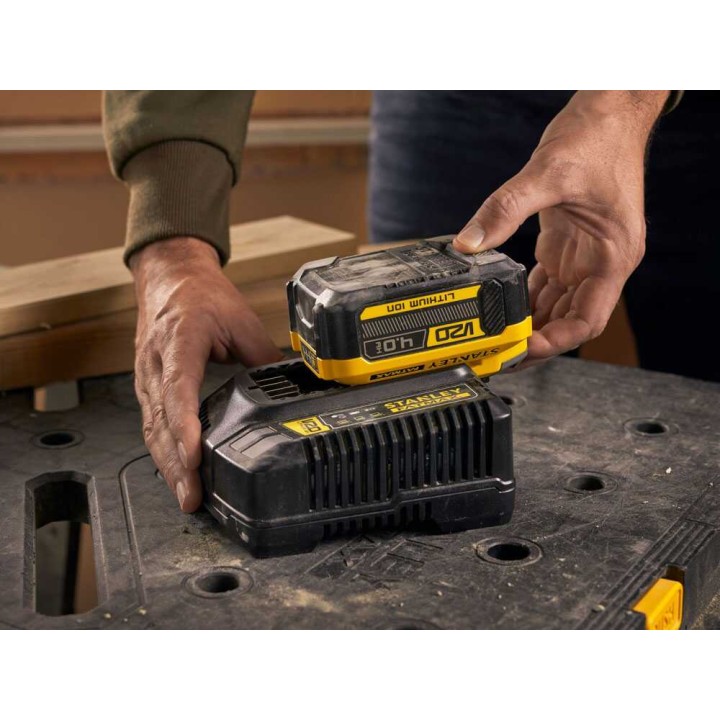 STANLEY SFMCB14M1-QW FATMAX V20 -akkusarja, 18 V, 4 Ah, pikalaturi