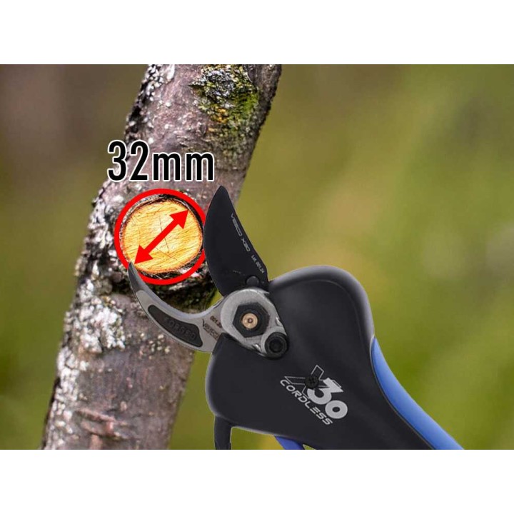 VESCO X30 akkukäyttöiset oksasakset, 32 mm, 2 × 2,6 Ah, 14,4 V
