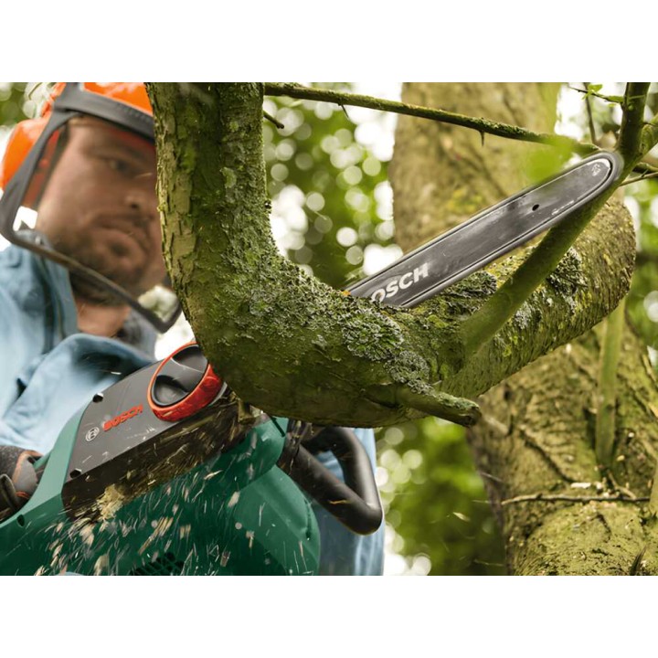 Bosch Universal Chain 35 sähkömoottorisaha, 1 800 W, 35 cm, 230 V