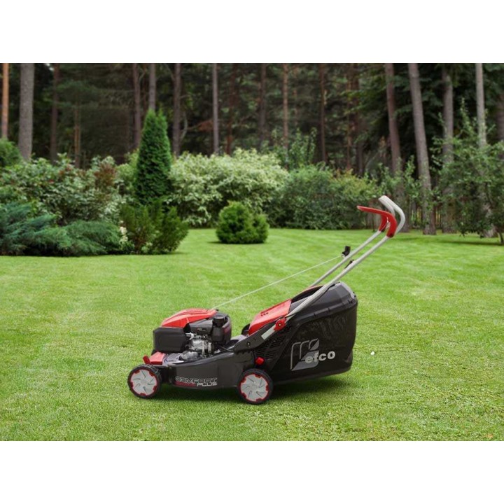 Efco LR 44 PK Comfort Plus ruohonleikkuri, 139 cm³, 41 cm, 70 l