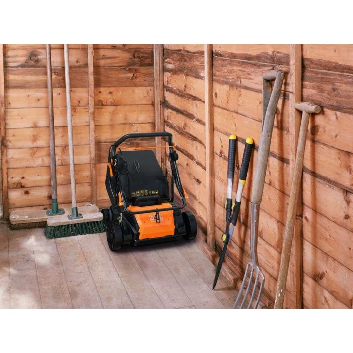 Black & Decker BEOEP320-QS sähköinen arieggiaattori ja scarifier, 1 200 W, 30 cm, 230 V