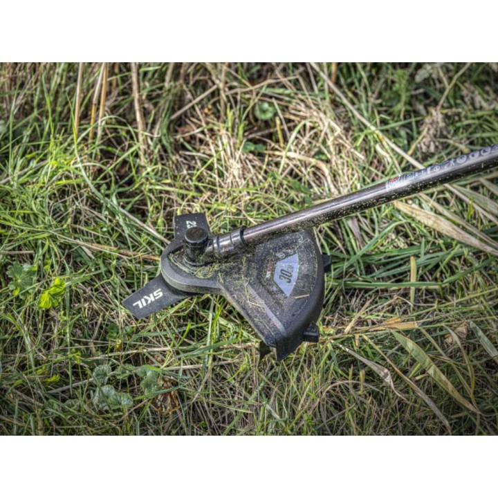 Skil 0260 CA akkuraivaussaha, 20 V, 2,5 Ah, siimapää ja metalliterä