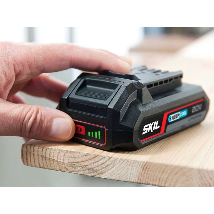 Skil 0781 CA uppopumppu puhtaille vesille, 20 V, 2 Ah