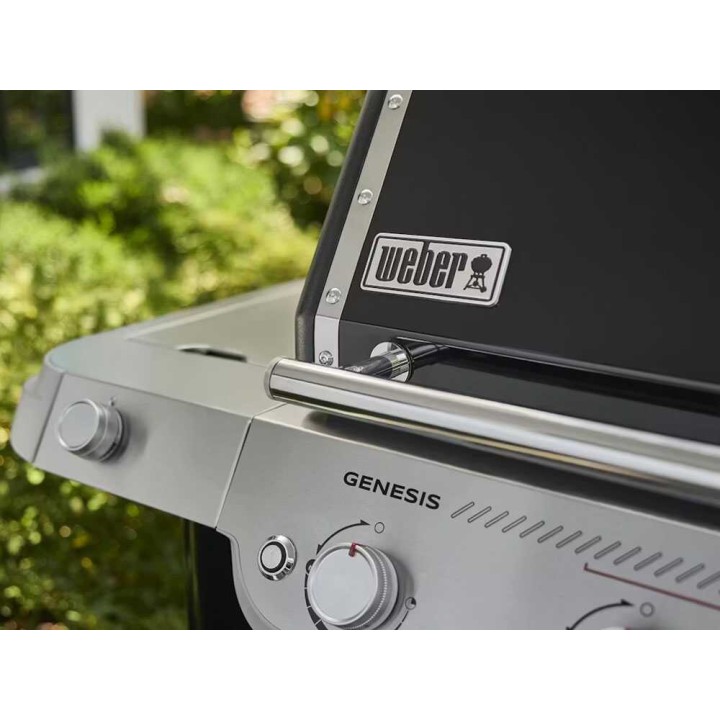 Weber Genesis EPX-435W kaasugrilli, 4 poltinta, sivukeitin, Wi-Fi-lämpömittari