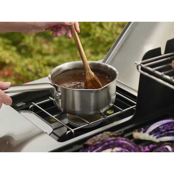 Weber Genesis EPX-435W kaasugrilli, 4 poltinta, sivukeitin, Wi-Fi-lämpömittari