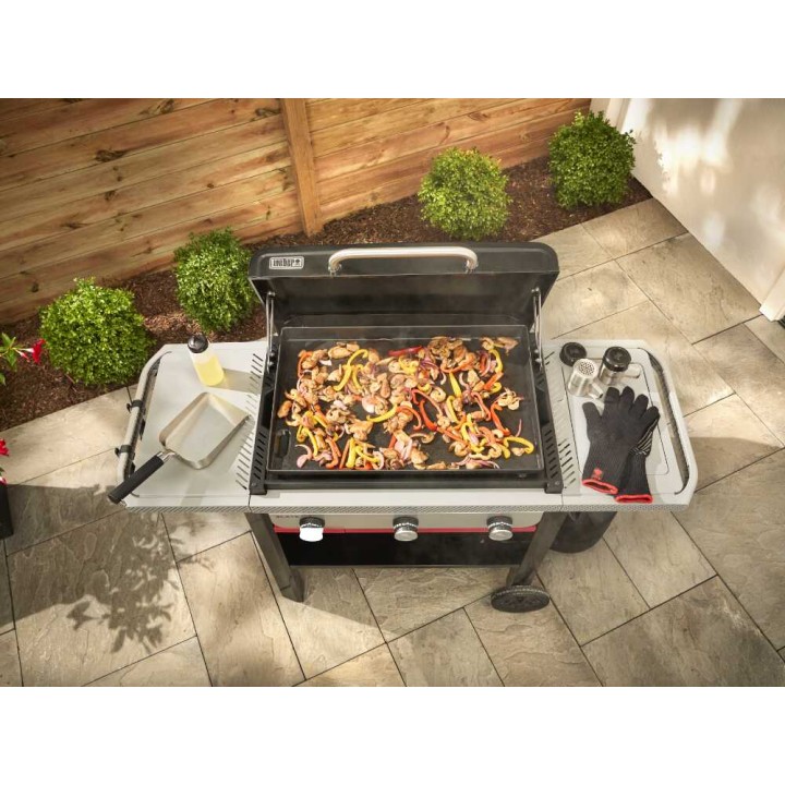 Weber Slate GP kaasugrilli, valurautaparila 71 × 46 cm, 10,55 kW, 3 poltinta