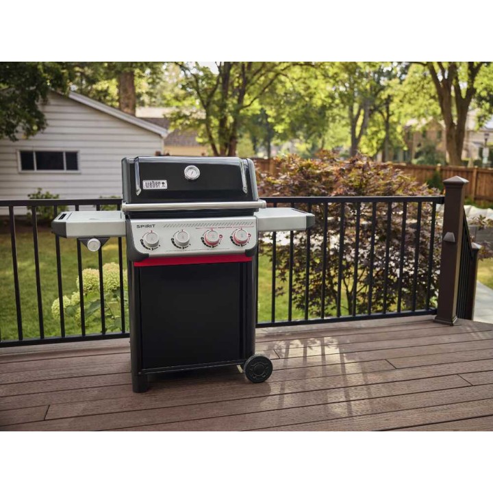 Weber Spirit EX-325 kaasugrilli, 3 poltinta, 9 kW, 2 340 cm²
