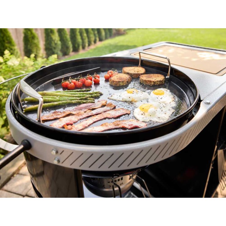 Weber Performer Premium -hiiligrilli, Ø 57 cm, 2 323 cm²