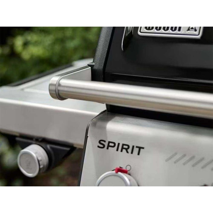 Weber Spirit EPX-435 kaasugrilli, 4 poltinta, 10,3 kW, sivukeitin