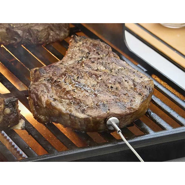 Weber Spirit EPX-435 kaasugrilli, 4 poltinta, 10,3 kW, sivukeitin