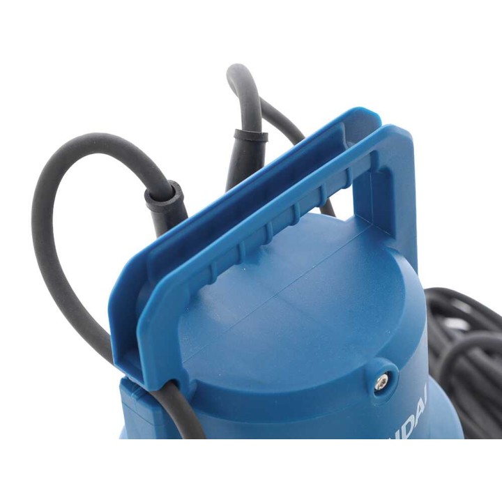 Hyundai KCD750 uppopumppu kirkkaalle ja likaiselle vedelle, 750 W, 230 V