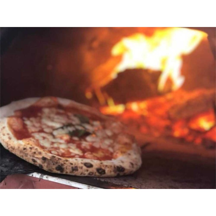 Pizza Party Pizzone puulämmitteinen pizzauuni, 60 × 80 cm, 550 °C