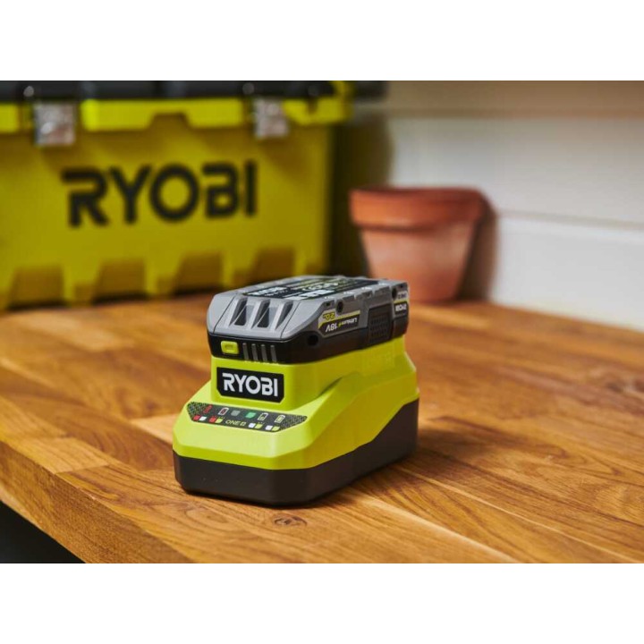 RYOBI RC18120A 18 V litiumioniakkujen pikalaturi, 2,0 A