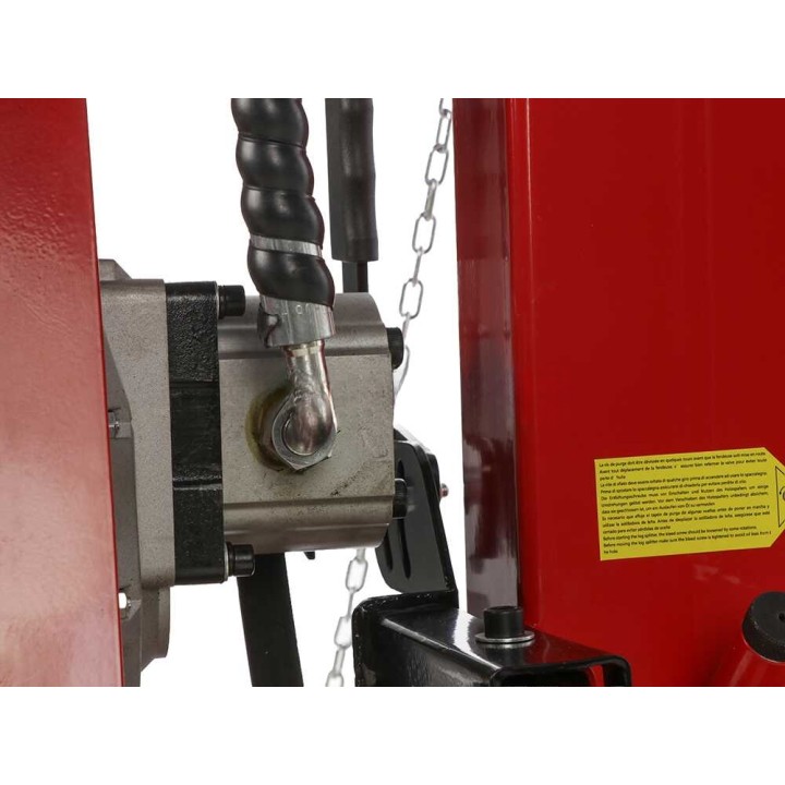 Geotech Pro LSP 13-100 VT traktorihalkomakone, 13 t, pystymallinen