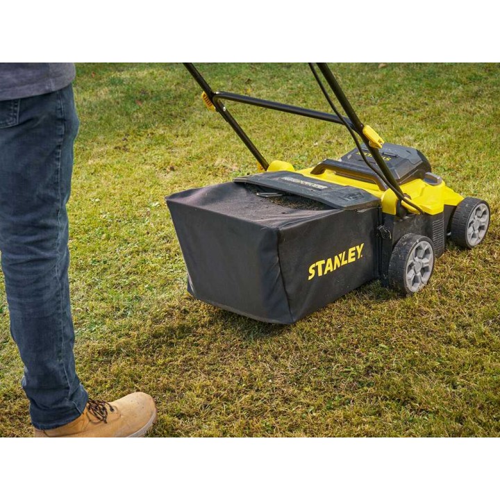 Stanley Fatmax SCOEP3801M2-QW akkukäyttöinen nurmikon ilmaaja, 38 cm, 2 × 18 V 4 Ah
