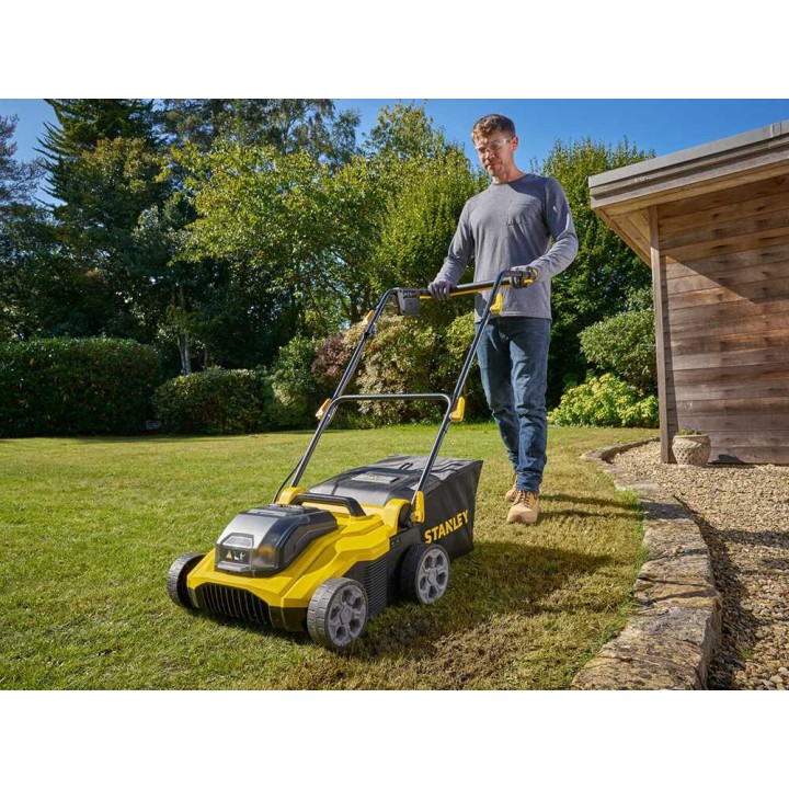 Stanley Fatmax SCOEP3801M2-QW akkukäyttöinen nurmikon ilmaaja, 38 cm, 2 × 18 V 4 Ah