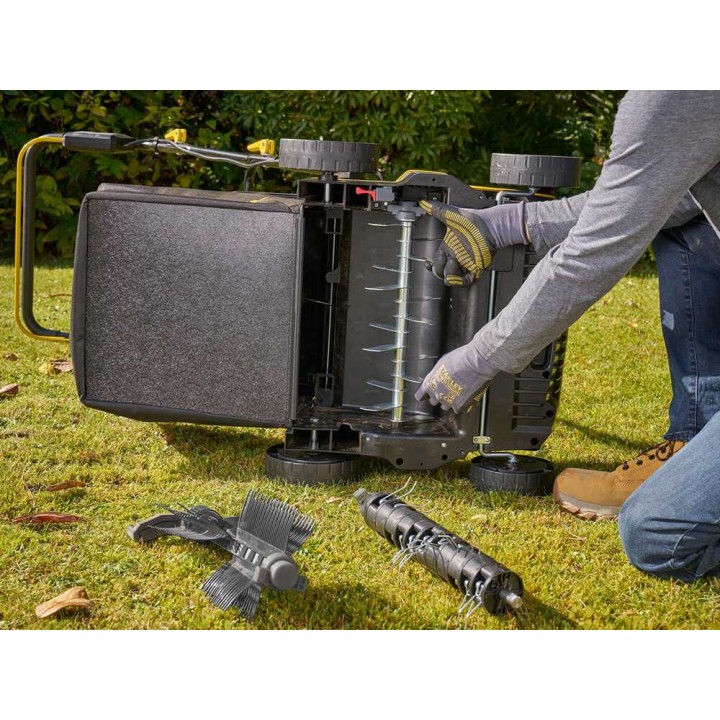 Stanley Fatmax SCOEP3801M2-QW akkukäyttöinen nurmikon ilmaaja, 38 cm, 2 × 18 V 4 Ah