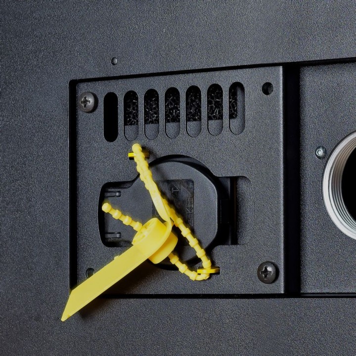 PlugSafe – aluslevy laippakiinnitteisille uppopistorasioille