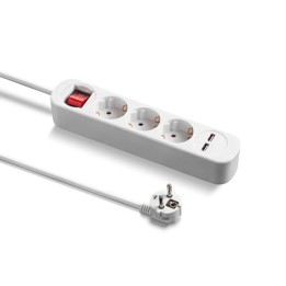 PVH3 pistorasialusta kahdella USB latausliitännällä
