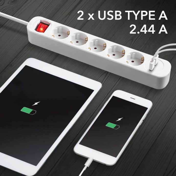 PVH5-jatkopistorasia 5 pistorasialla ja 2 USB-latausliitännällä