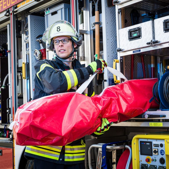 Kuljetuslaukku tyypille 180, punainen