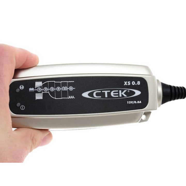 CTEK XS 0.8 automaattinen 12 V akkulaturi ja ylläpitolaturi, 0,8 A