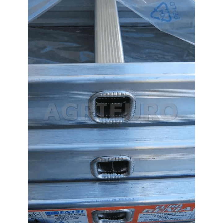 Facal Genia G250-3 teleskooppitikas, 3 × 7 askelmaa, 5 m, alumiini