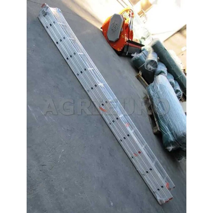 Facal Genia G350-3 teleskooppitikas, 3 × 11 askelmaa, 8,32 m, alumiini