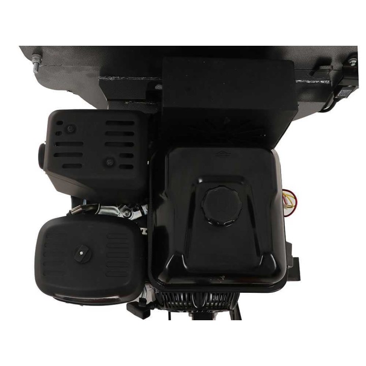BlackStone BSFC 1600 BSE oksasilppuri, Briggs&Stratton 420 cm³, 13,5 HP, hinattava