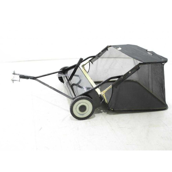 GeoTech 97 cm vedettävä keräävä harjalaite ajoleikkuriin, 340 l