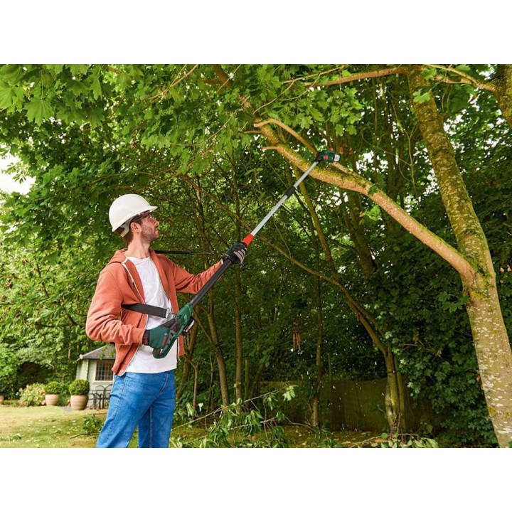 Bosch UniversalChainPole 18 akkukäyttöinen oksasaha, 18 V, 20 cm, teleskooppivarsi