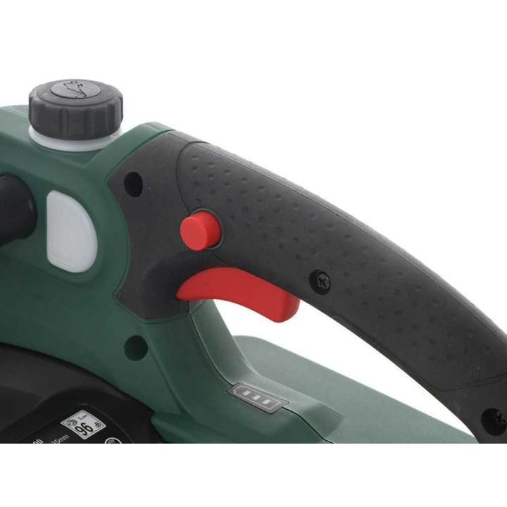 Bosch UniversalChain 18 akkuketjusaha, 18 V, 20 cm, ilman akkua ja laturia