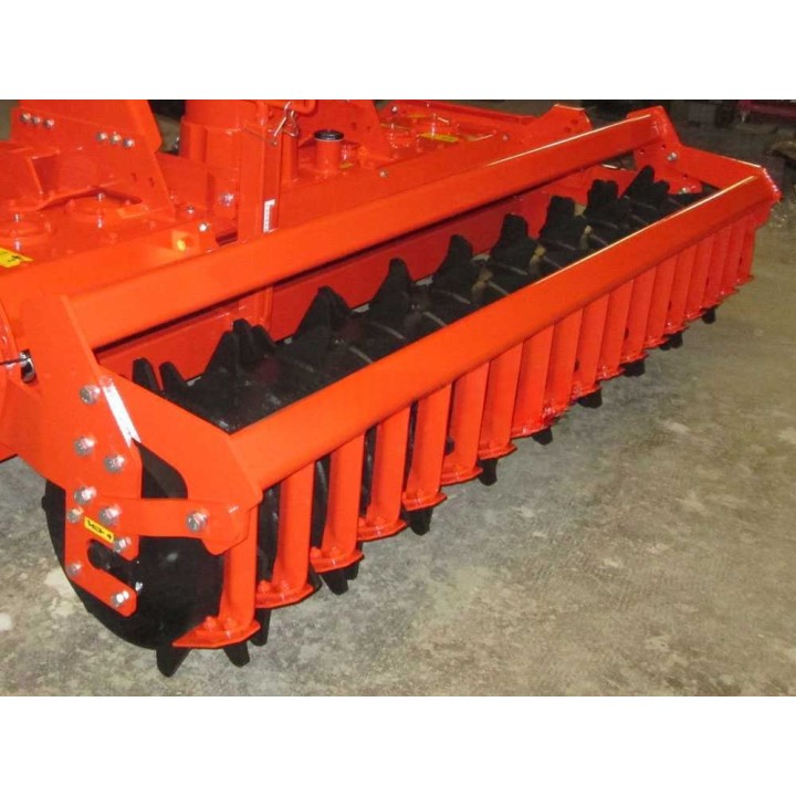 RM225 rotajyrsin Packer-jyrällä, 225 cm, 20 terää, raskas sarja