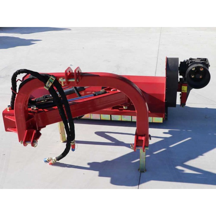 GeoTech Pro AMF-E 145 sivuvarsilla varustettu reunamurskain, 140 cm, 35–40 HP