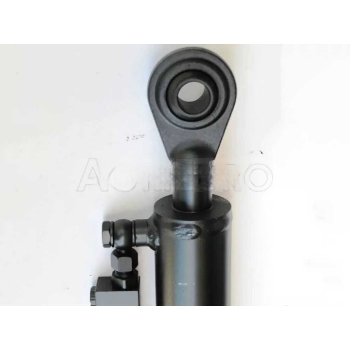 Hydraulinen kolmas piste traktoriin, 600–900 mm, 35 mm männänvarsi