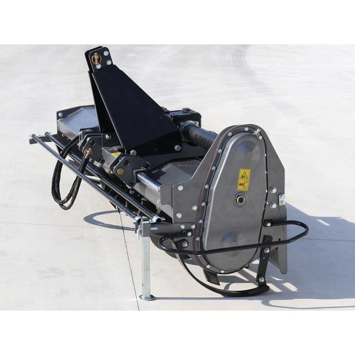 Blackstone BHTL-180 traktorijyrsin, hydraulinen sivusiirto, 180 cm, 45–55 HP