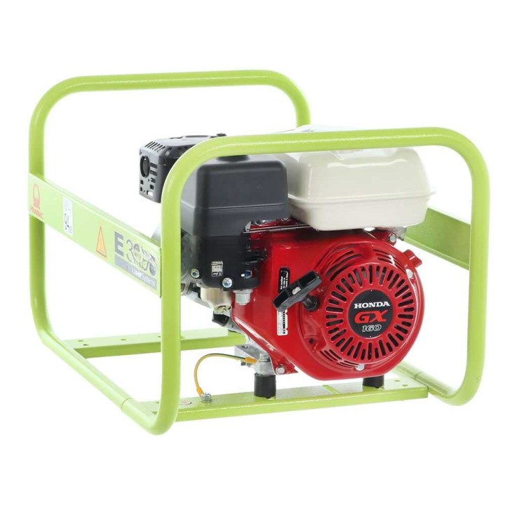 Pramac E 3200 bensiinikäyttöinen generaattori, 2,2 kW jatkuva teho, 2,6 kW maksimi