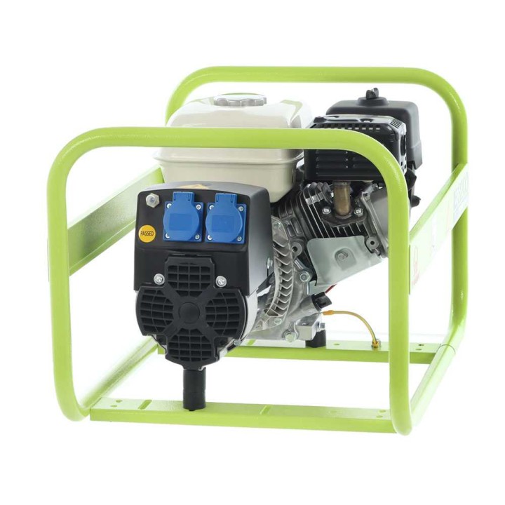 Pramac E 3200 bensiinikäyttöinen generaattori, 2,2 kW jatkuva teho, 2,6 kW maksimi