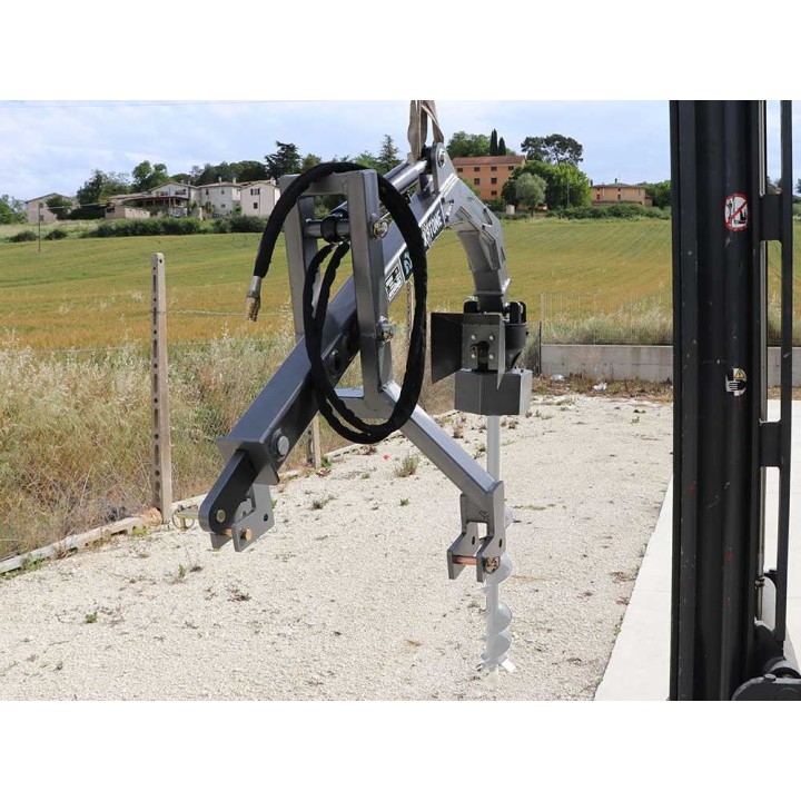 BlackStone BHD500 HR traktorikäyttöinen maapora hydraulisella syötöllä, porauskärki ei sisälly